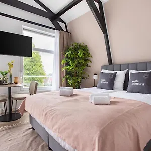 Limehome Hemonystraat - Digital Access Hotel
